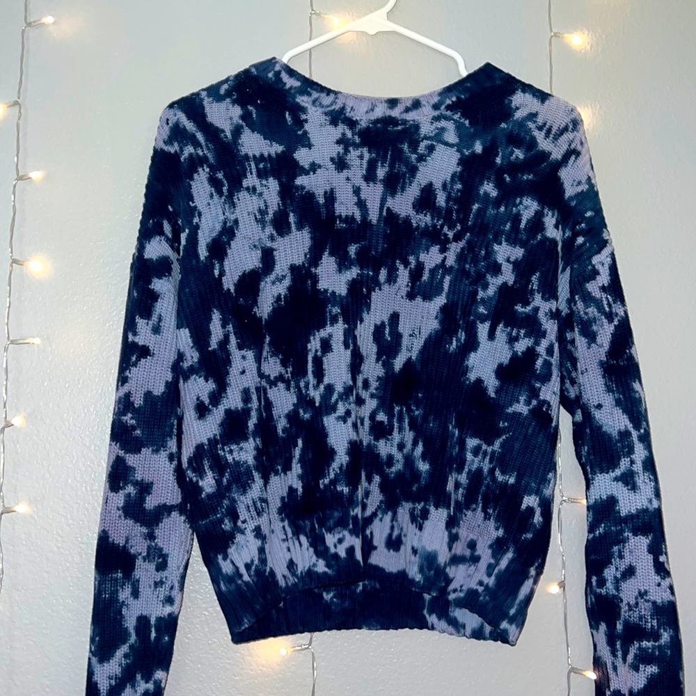 Blue tie dye sweater!